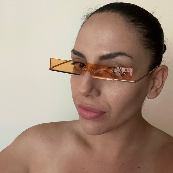 iB Futuristic Slim Sunglasses - Picture 3 of 4